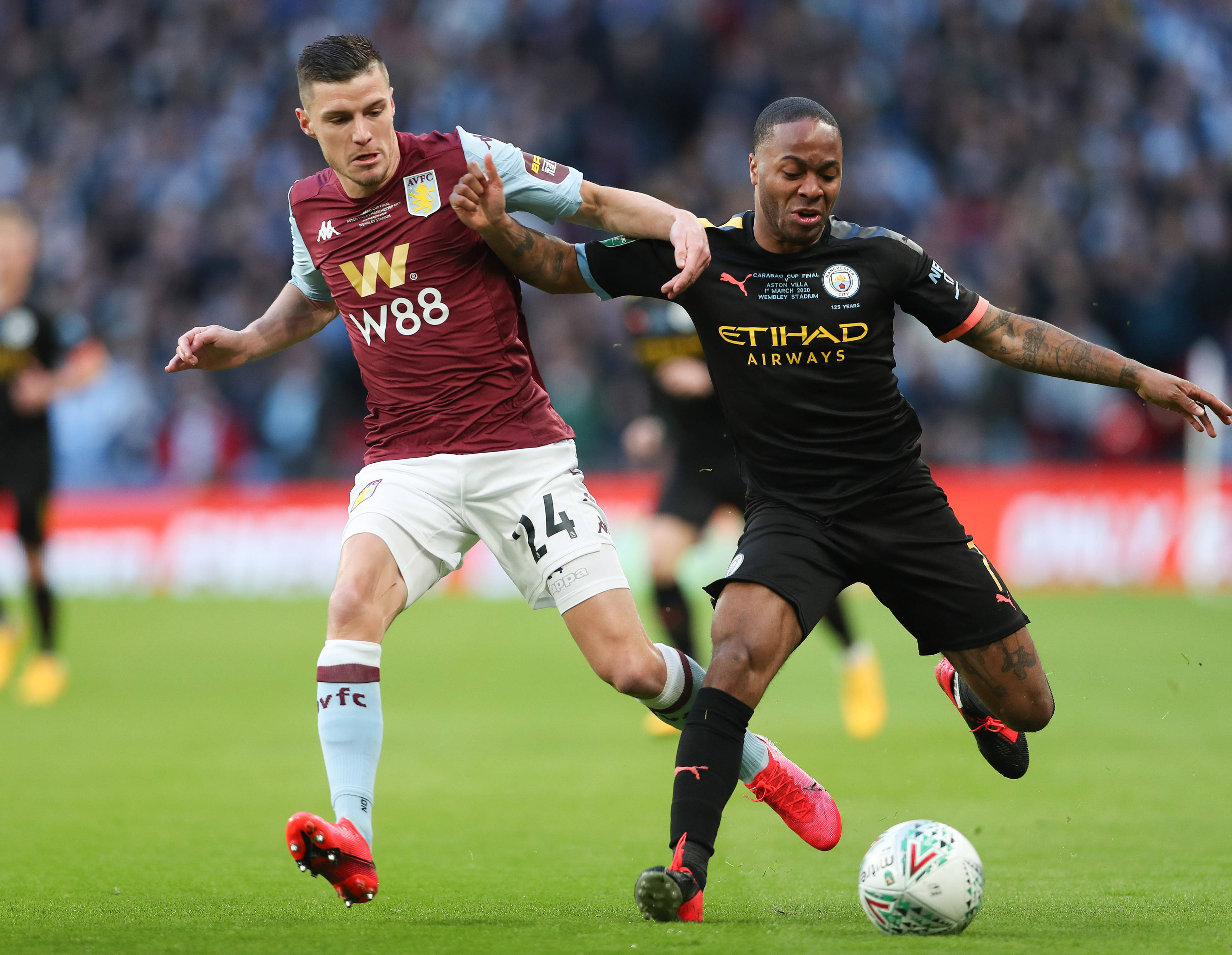 图片报：巴萨希望签下一名左边锋，正关注莱比锡的迪奥曼德