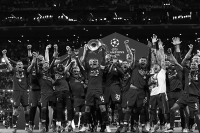 布鲁日主帅：上半场我们和阿森纳势均力敌，遗憾没扳平比分