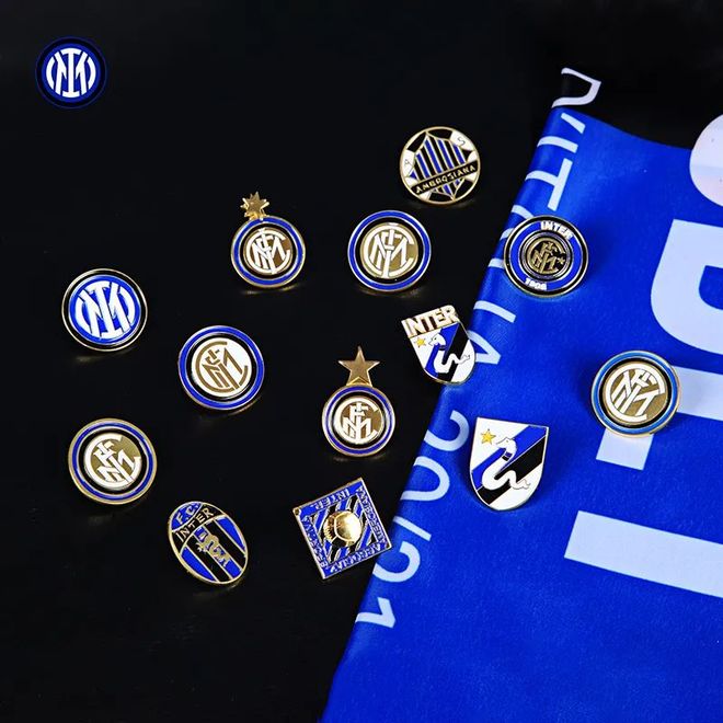 马德兴：足协上报3位外教候选；高层认为可借鉴男篮考虑土帅（马德兴：足协递交三名外籍主帅人选，高层拟借鉴男篮经验考虑本土教练）