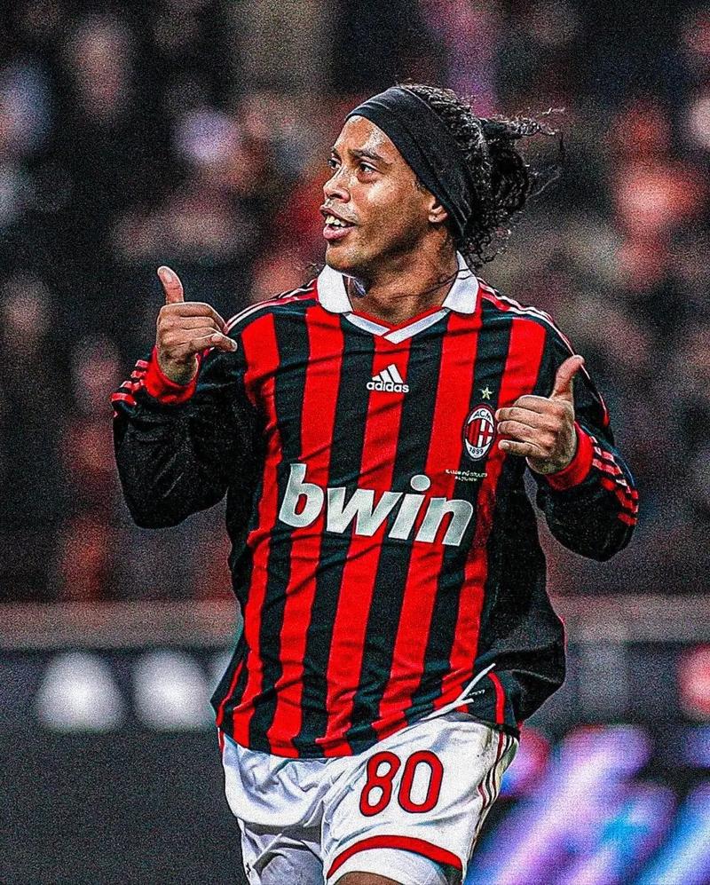 严重失准！CBA选秀状元杨曦皓14投1中贡献2分8个篮板