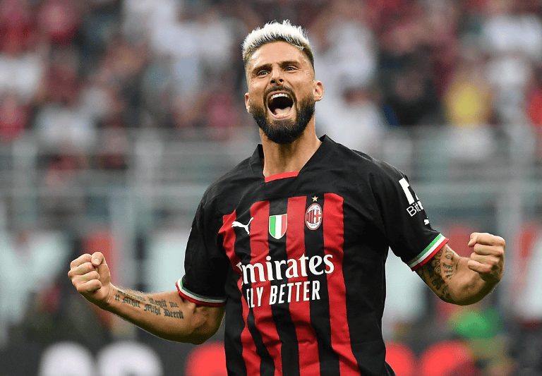 澳超半场：德利安诺夫两送失误，麦克阿瑟暂2-1喷气机（半场战报：德利安诺夫两度失误，麦克阿瑟暂以2-1领先喷气机）