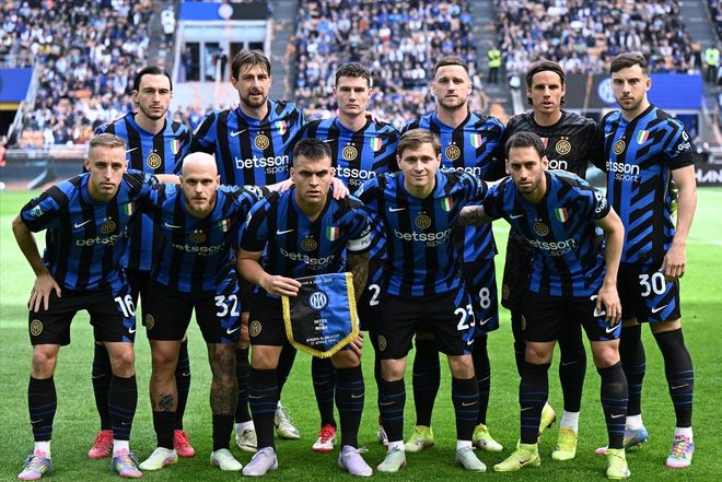 记者：蒋圣龙带330毫升肾脏积液征战半年多，刚完成手术（记者：蒋圣龙带330毫升肾积液征战半年多，手术刚刚完成）