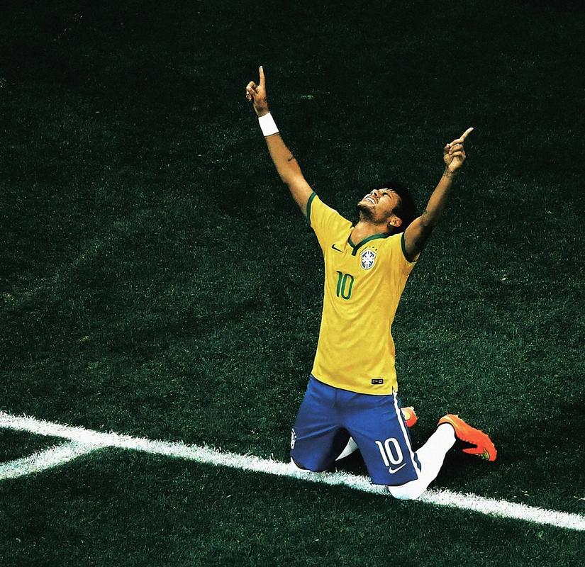 晚旗报：埃及就萨拉赫、马尔穆什参加非洲杯时间与红军曼城谈判