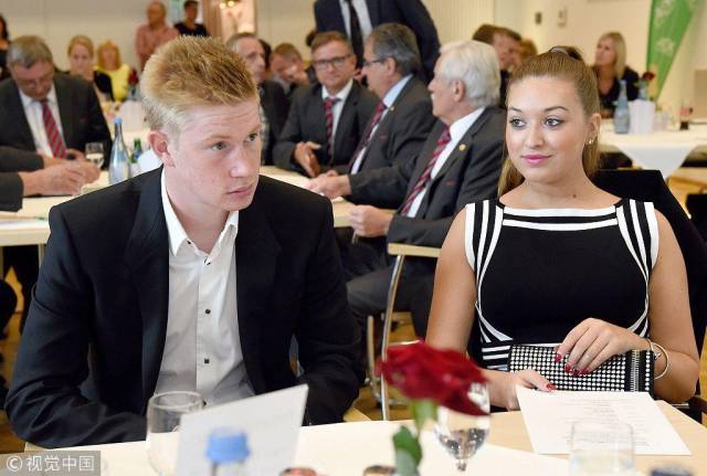 自加盟拜仁以来，奥利塞助攻、成功过人等数据位列德甲第一（加盟拜仁后，奥利塞在助攻和成功过人等指标上领跑德甲）