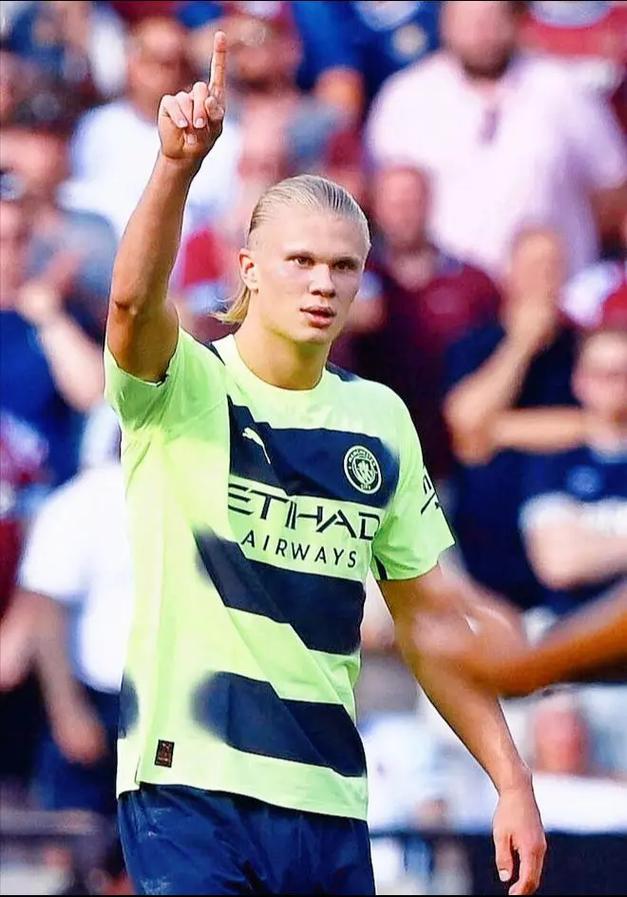 法媒：马赛总监或再出奇招，瞄准曼城核心球员B席（法媒曝马赛总监或再祭妙招，剑指曼城核心B席）